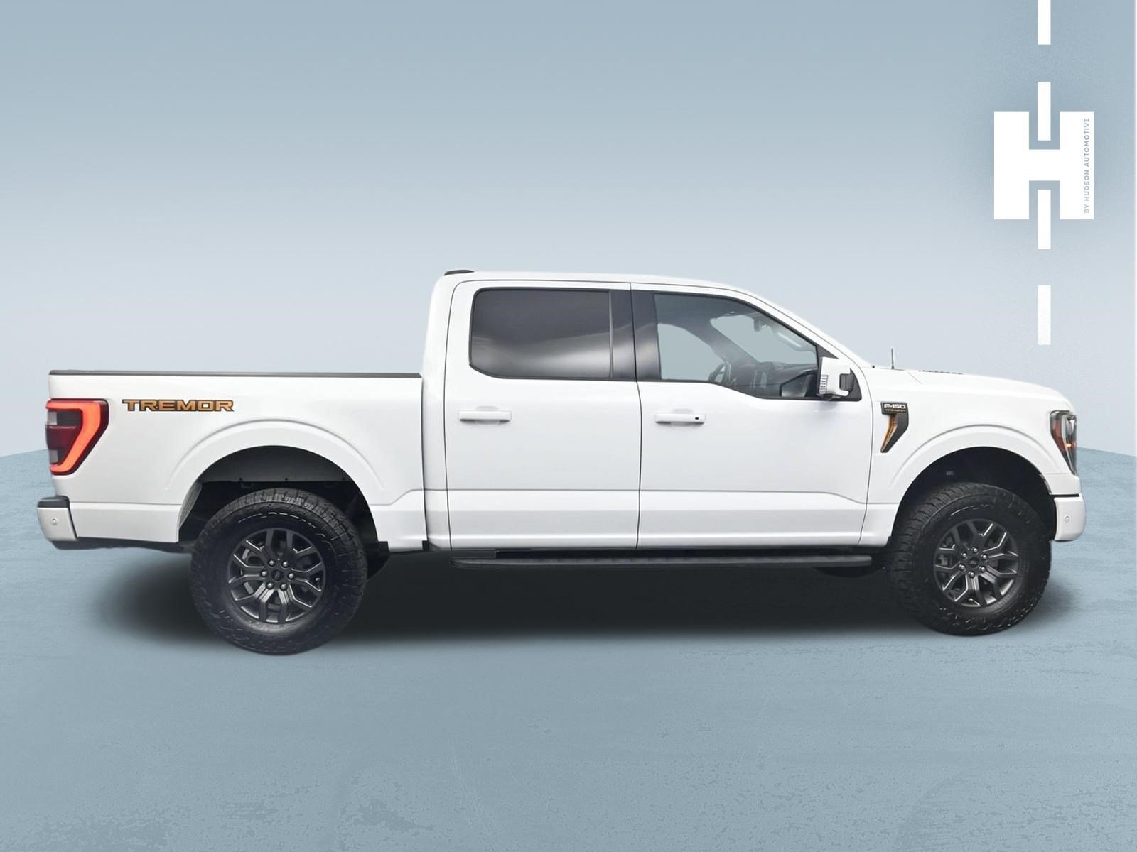 Used 2022 Oxford White Ford Tremor image 3