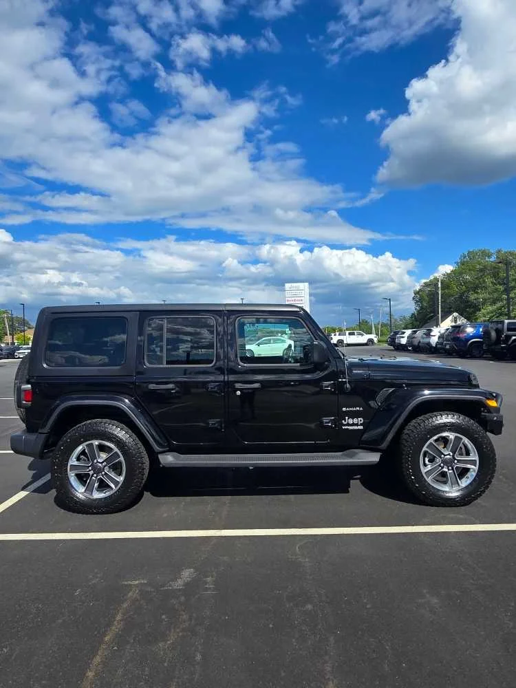 2020 Jeep Wrangler Sahara's photo