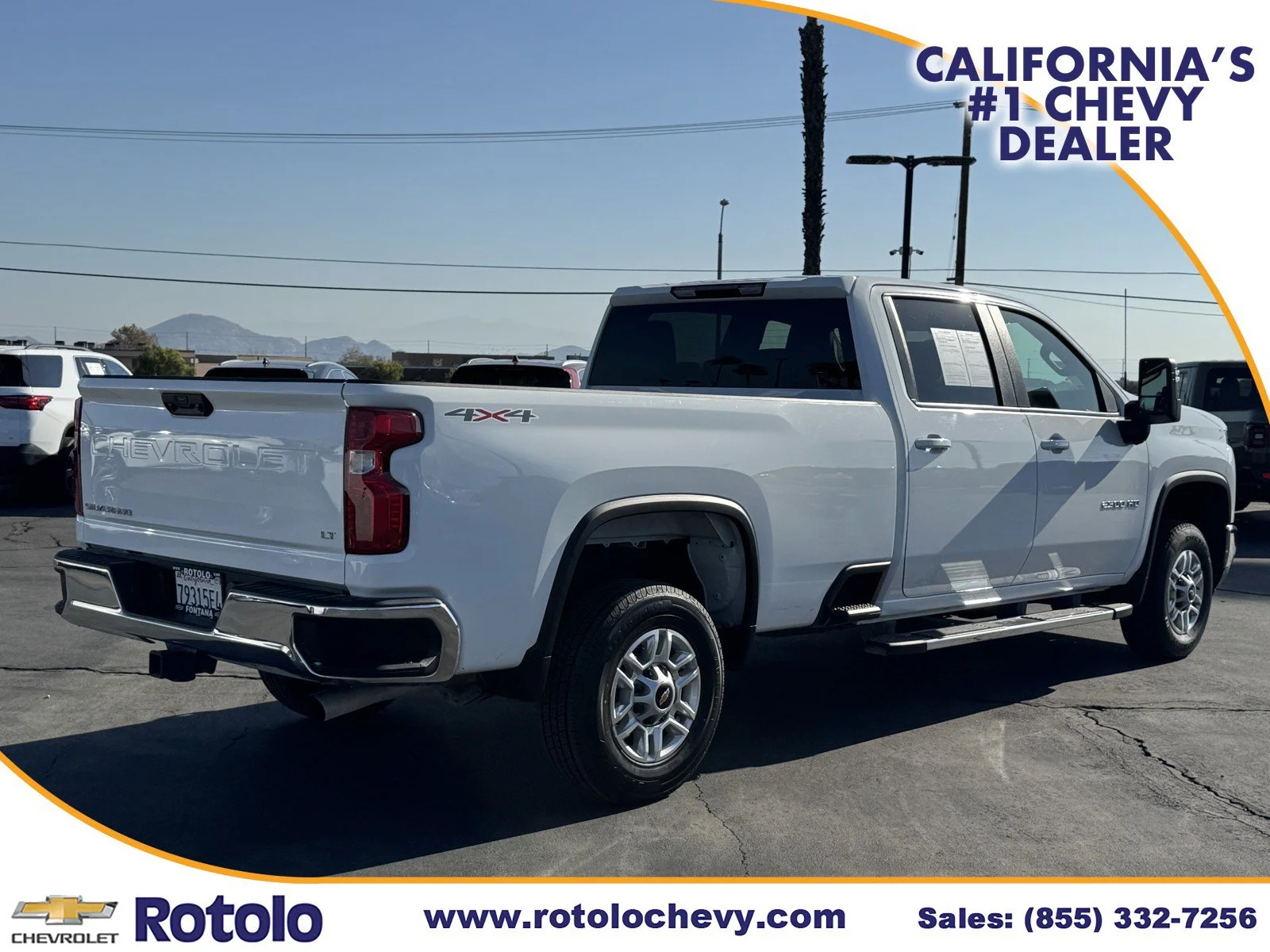 Used 2025 Summit White Chevrolet LT image 6