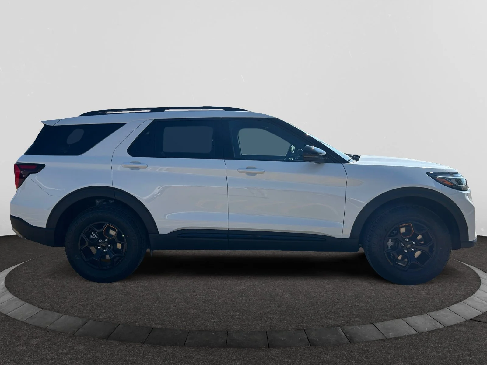 New 2026 STAR WHITE MET TRI-COAT Ford Tremor image 6