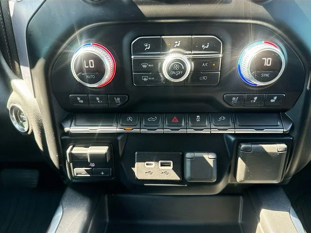 Used 2019 Blue GMC SLT image 17