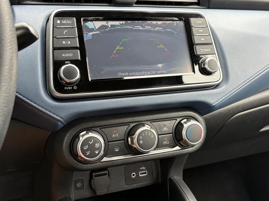 2025 Nissan Versa Sedan SV - Photo 9