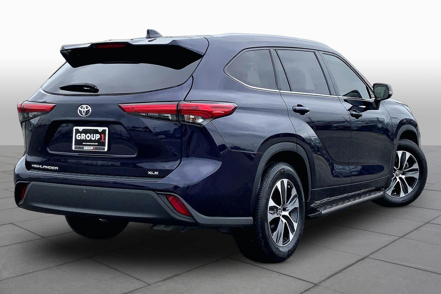 Used 2022 Blueprint Toyota XLE image 13