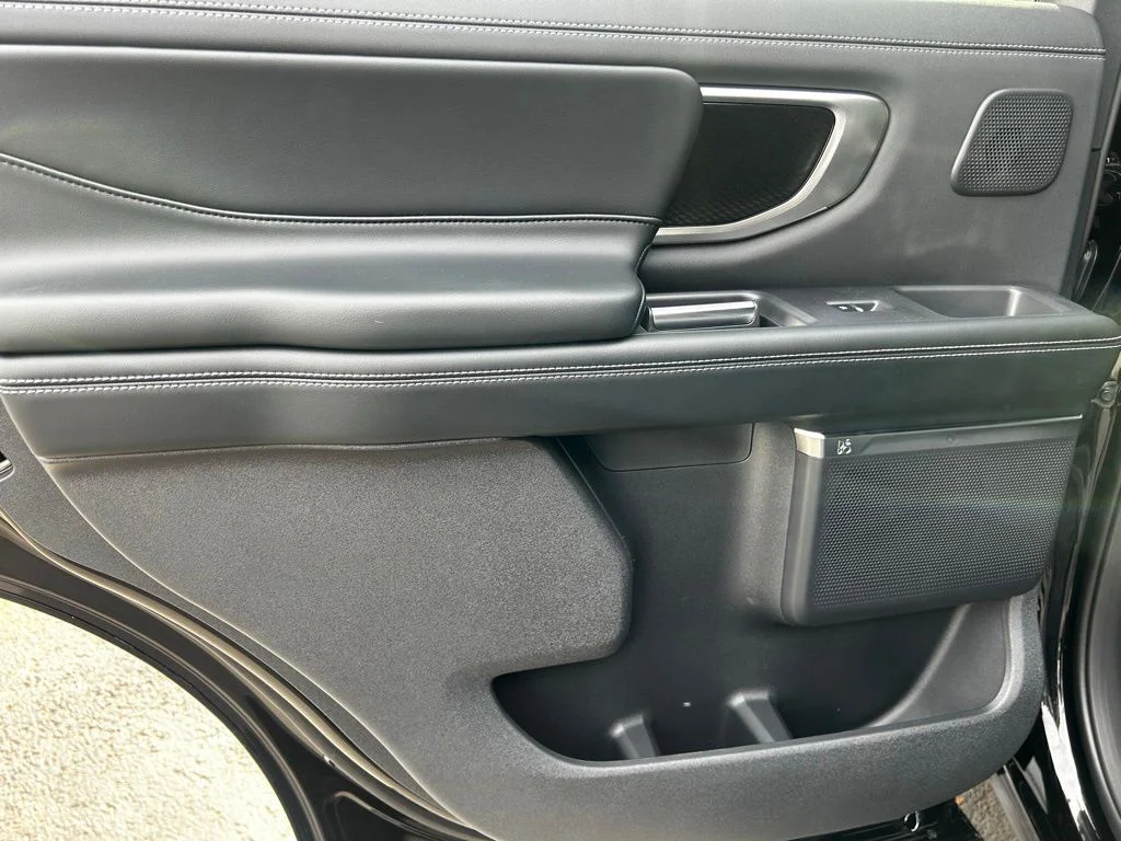 New 2026 Agate Black Metallic Ford Platinum® image 9
