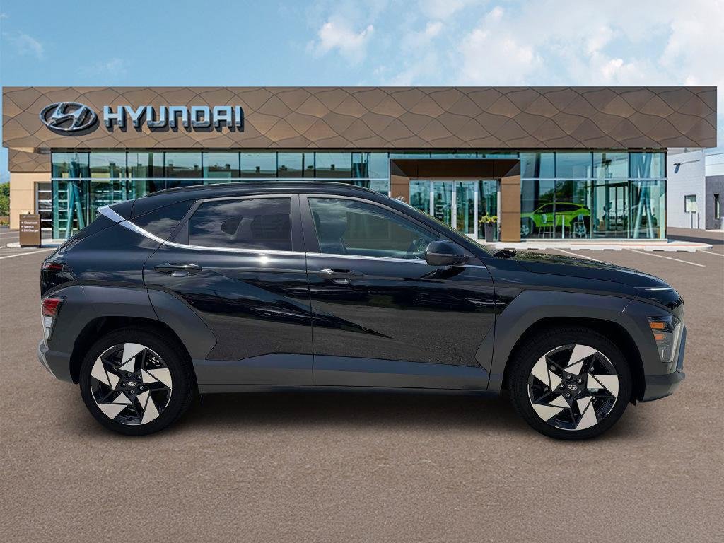 New 2027 Black Hyundai Limited FWD image 9