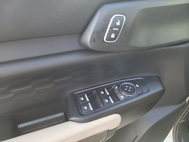 New 2026 Desert Sand Ford XLT image 17