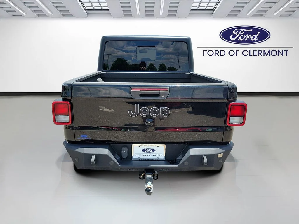 Used 2021 Black Clearcoat Jeep Overland image 4