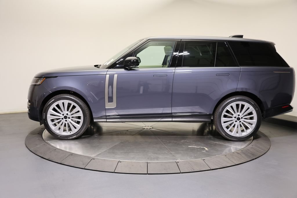 New 2026 Varesine Blue Land Rover SE image 2