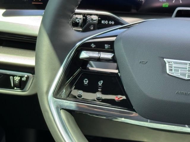 2026 Cadillac VISTIQ Sport - Photo 23