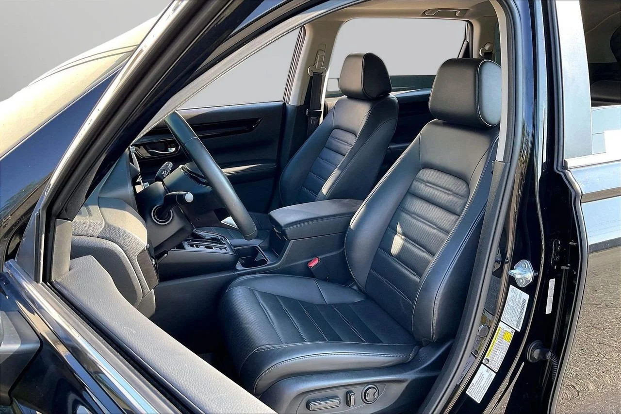 Certified Used 2023  Honda EX-L image 21