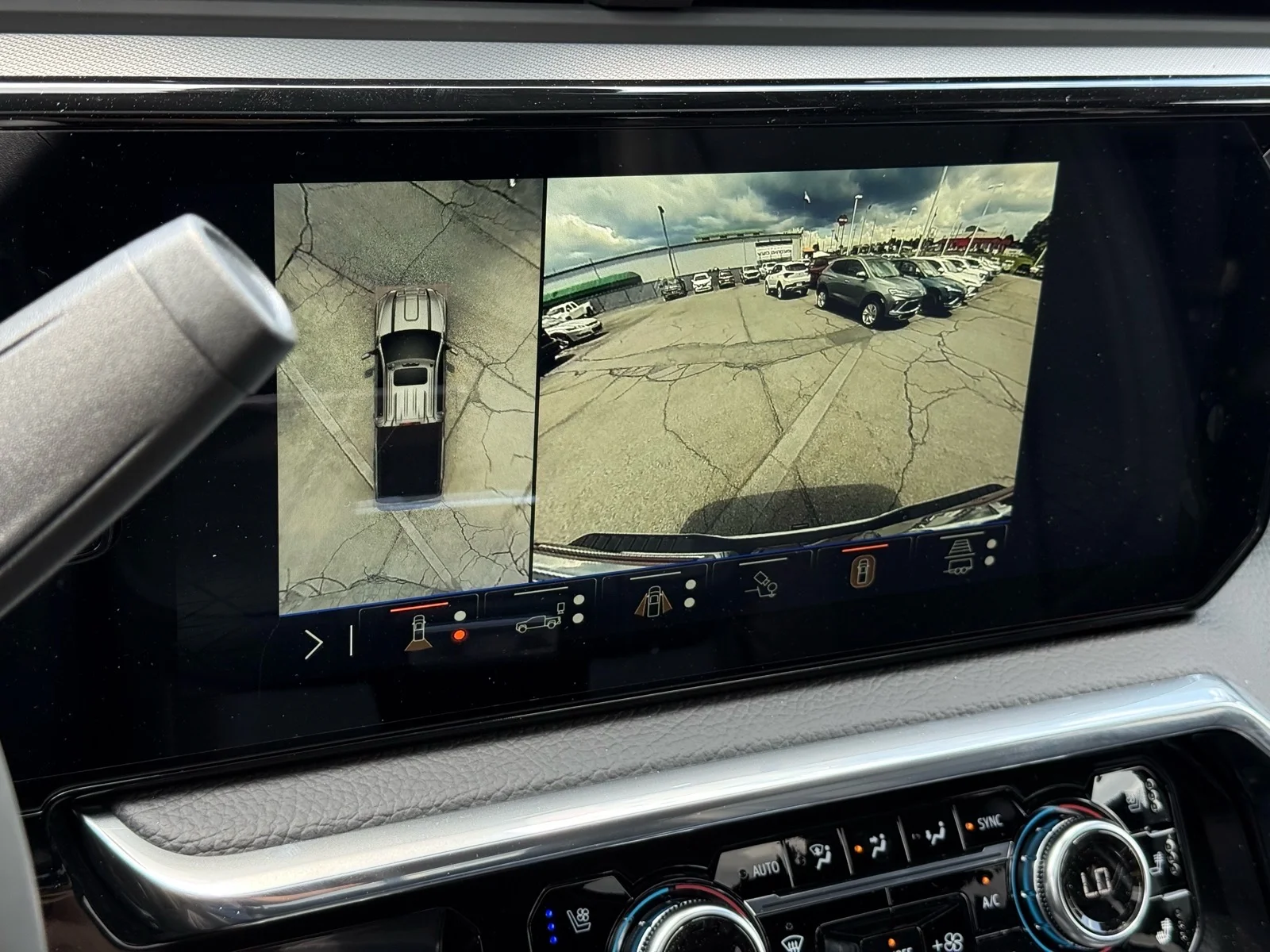 2026 GMC Sierra 2500HD Denali - Photo 16