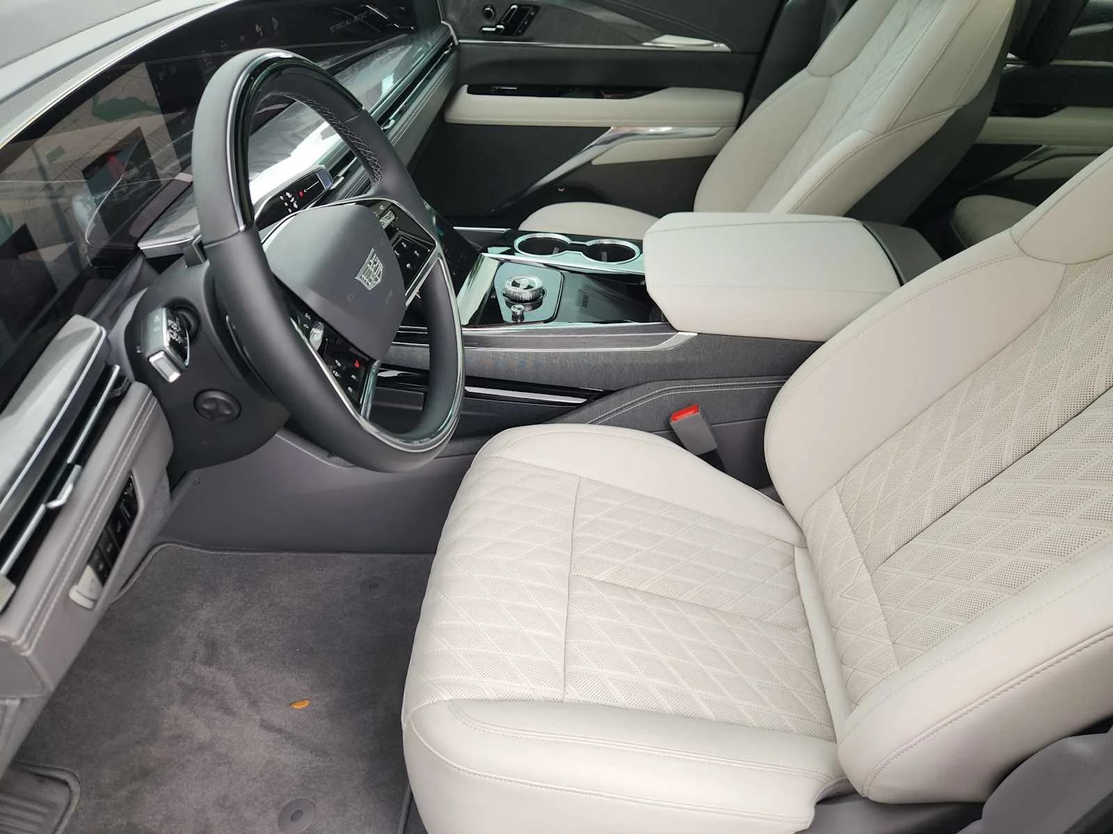 2026 Cadillac Escalade IQL Sport - Photo 8