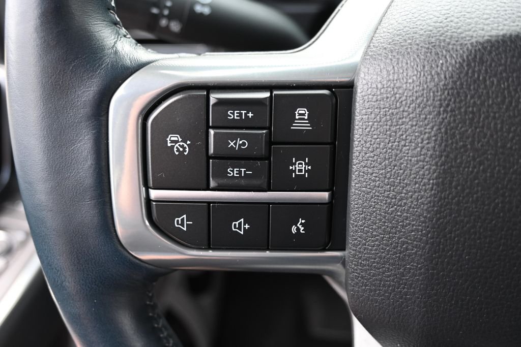 Used 2024 White Metallic Ford Limited image 34