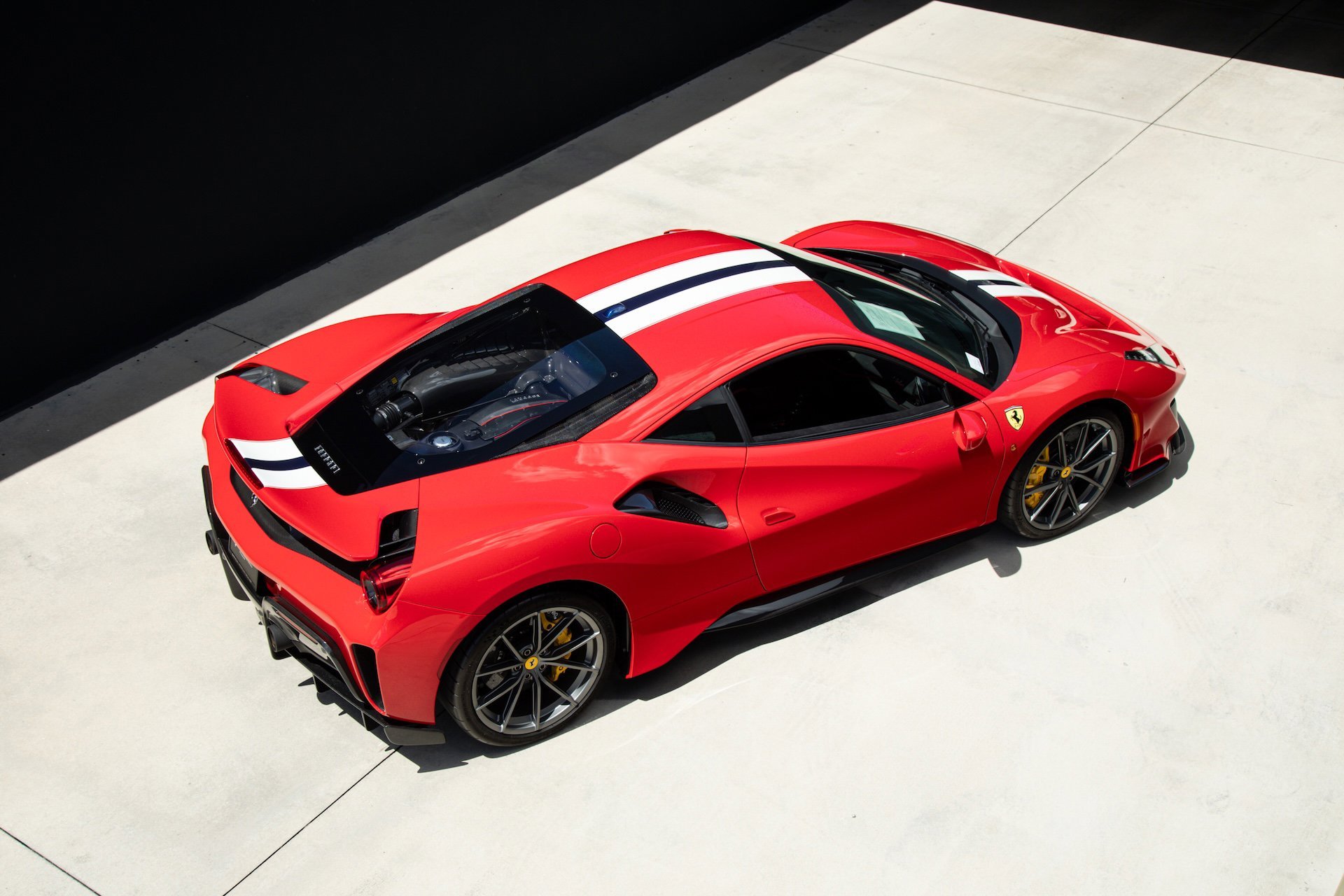 Certified Used 2020 Red Ferrari  image 8