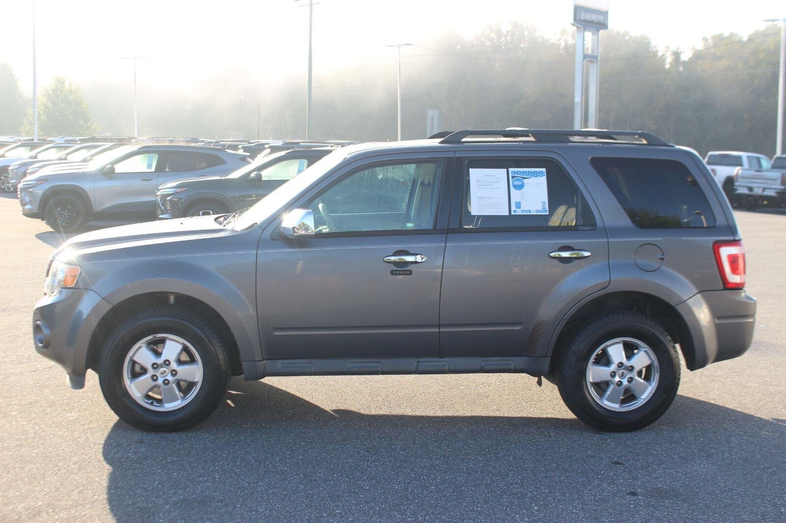Used 2012 Blue Ford XLT image 4