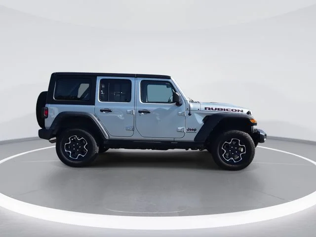 Used 2023 Silver Jeep Rubicon image 9
