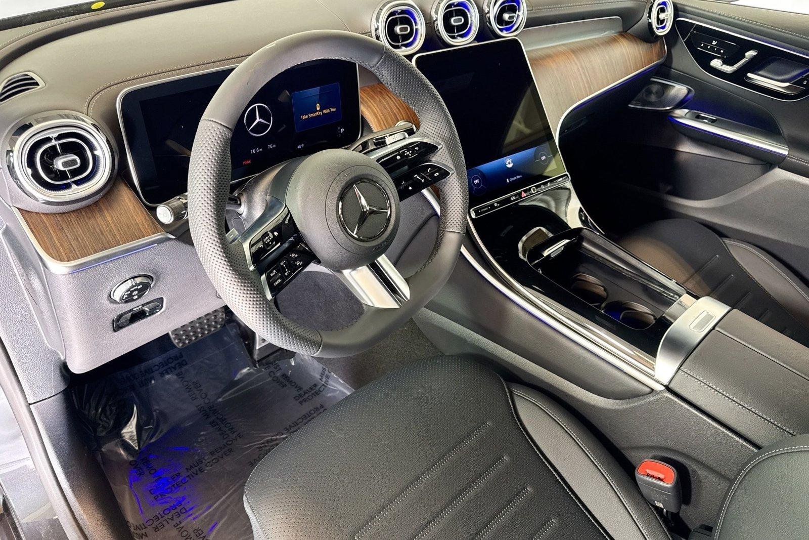 New 2026 Black Mercedes-Benz GLC 300 image 9