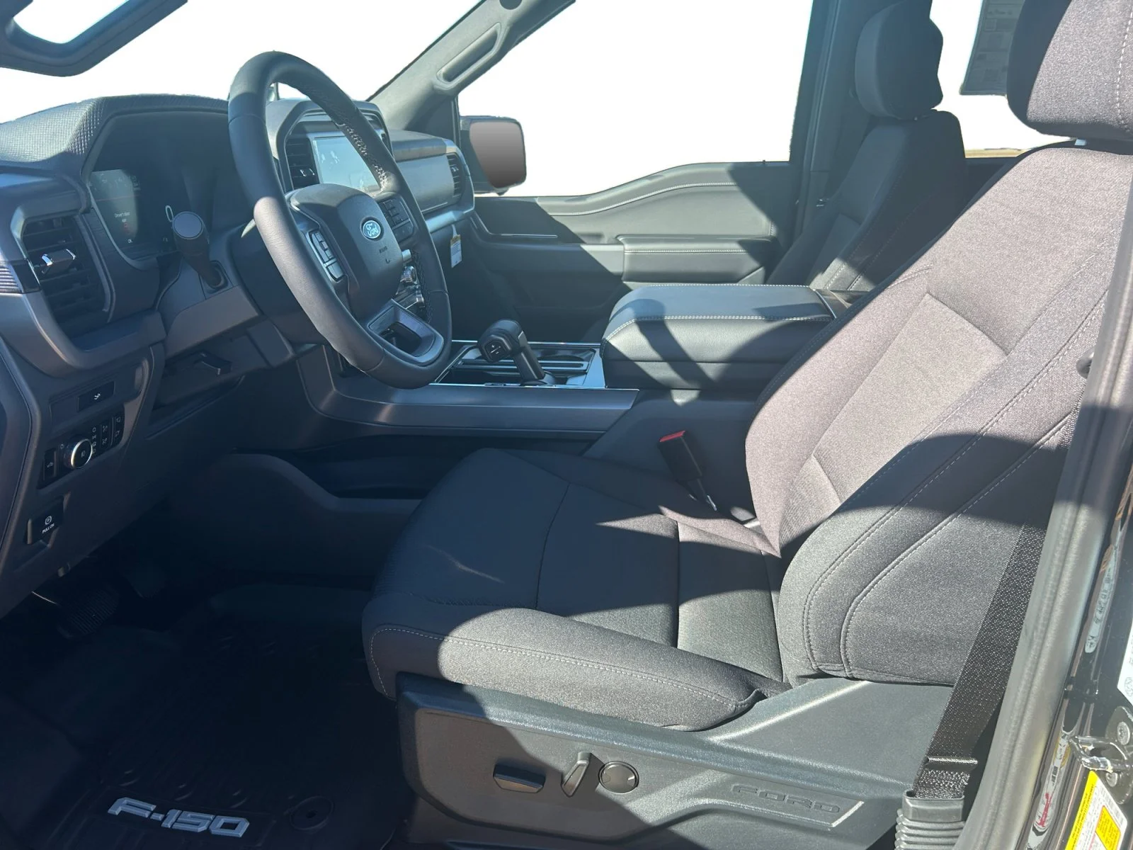 New 2026 Agate Black Metallic Ford XLT image 14