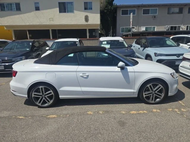2017 Audi A3 Cabriolet 2.0T FWD S tronic Premium's photo