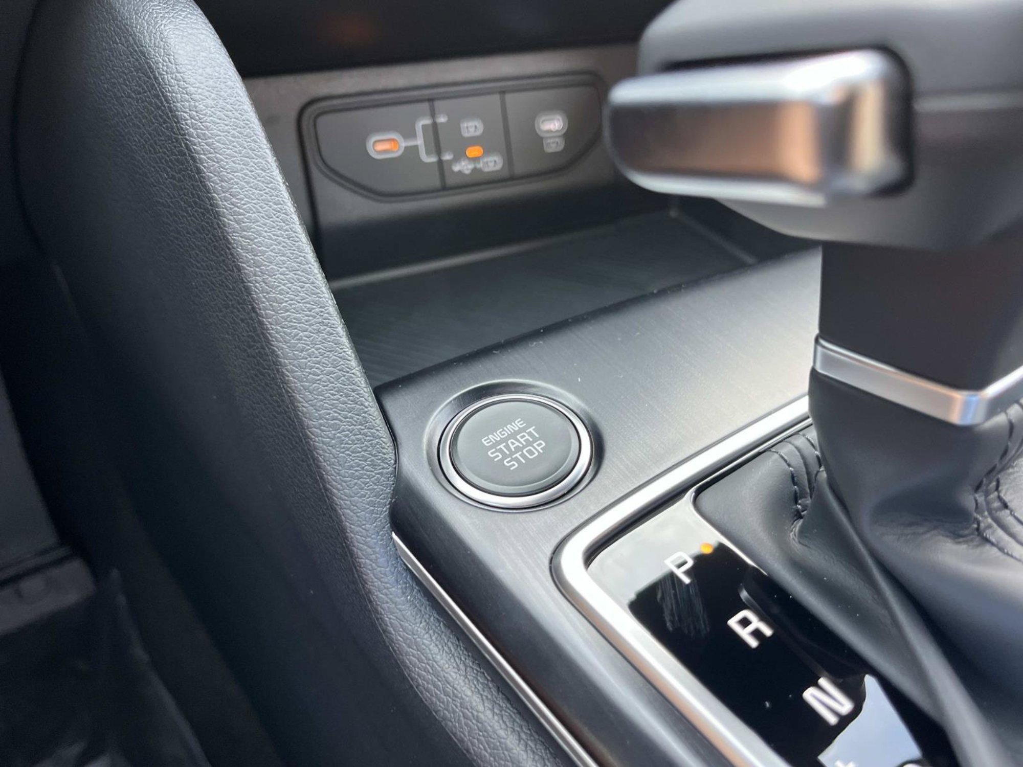 New 2027 Ebony Black Kia LX image 25