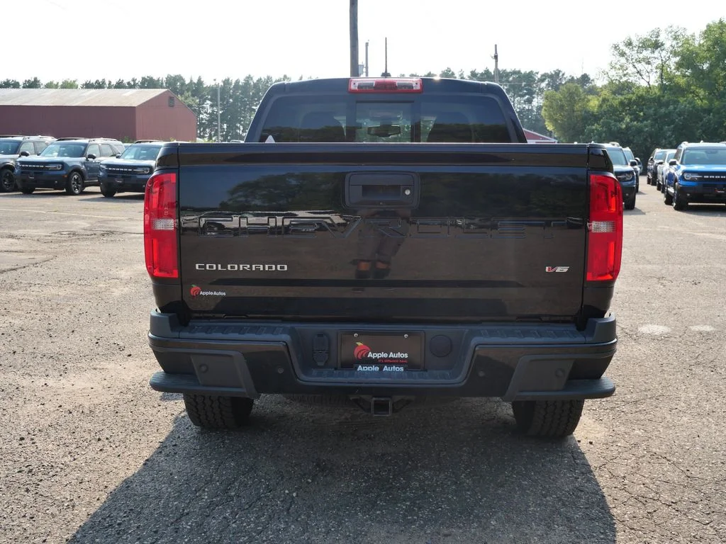 Certified Used 2022 Black Chevrolet Z71 image 5
