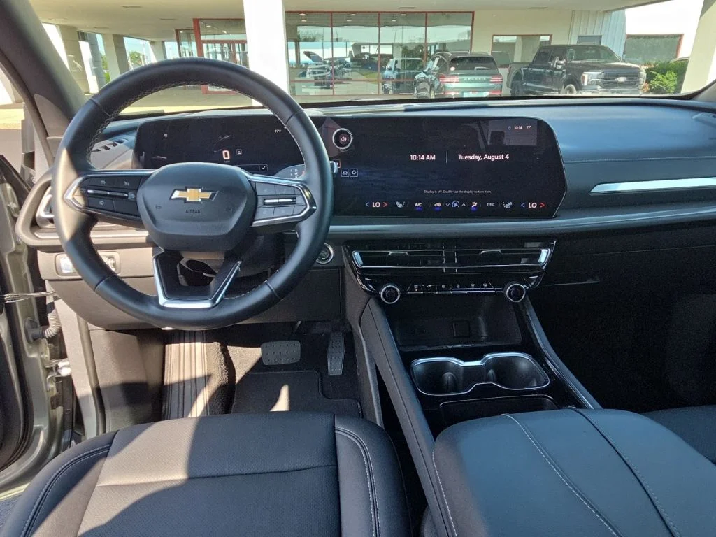 Used 2026 Gray Chevrolet LT image 29
