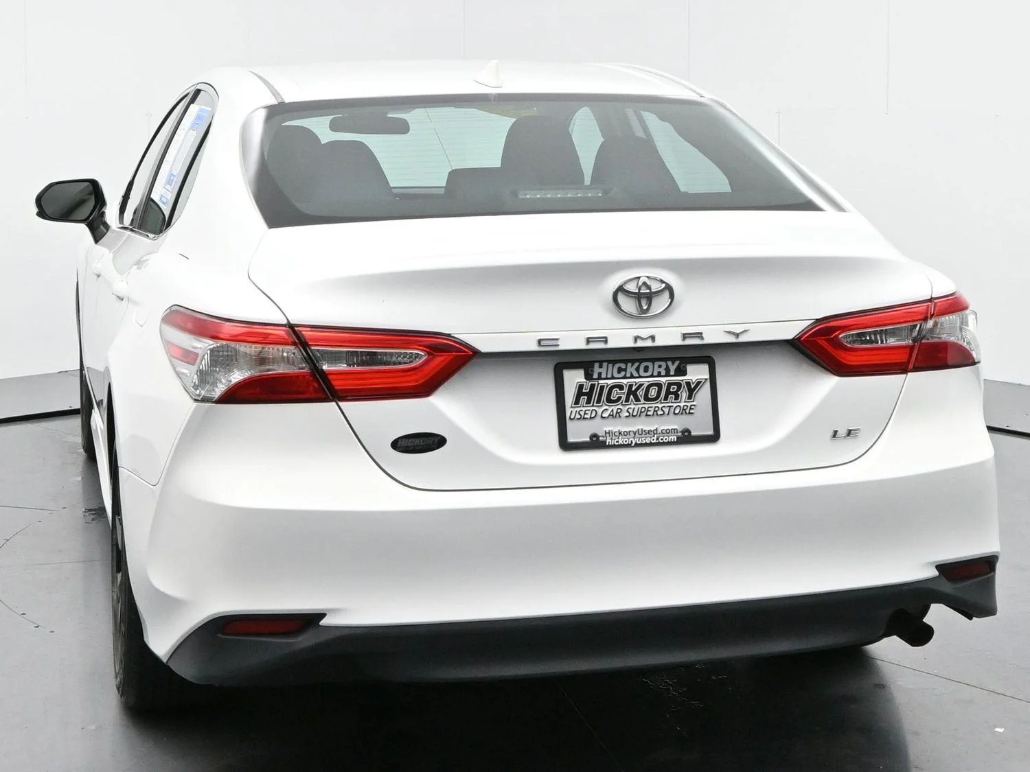 Used 2020 Super White Toyota LE image 6