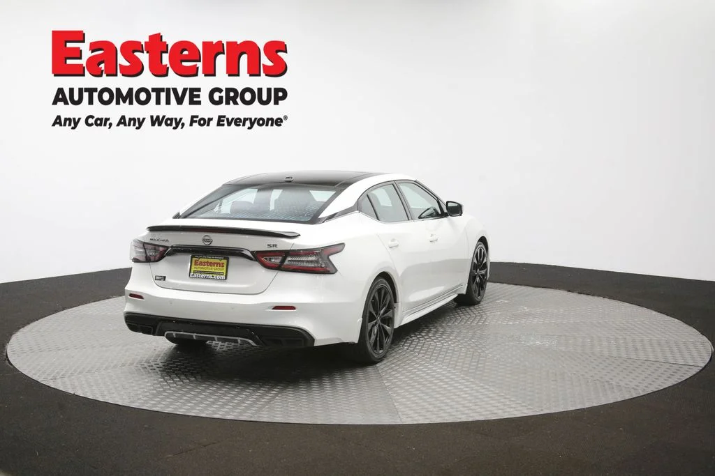 Used 2023 White Nissan SR image 44