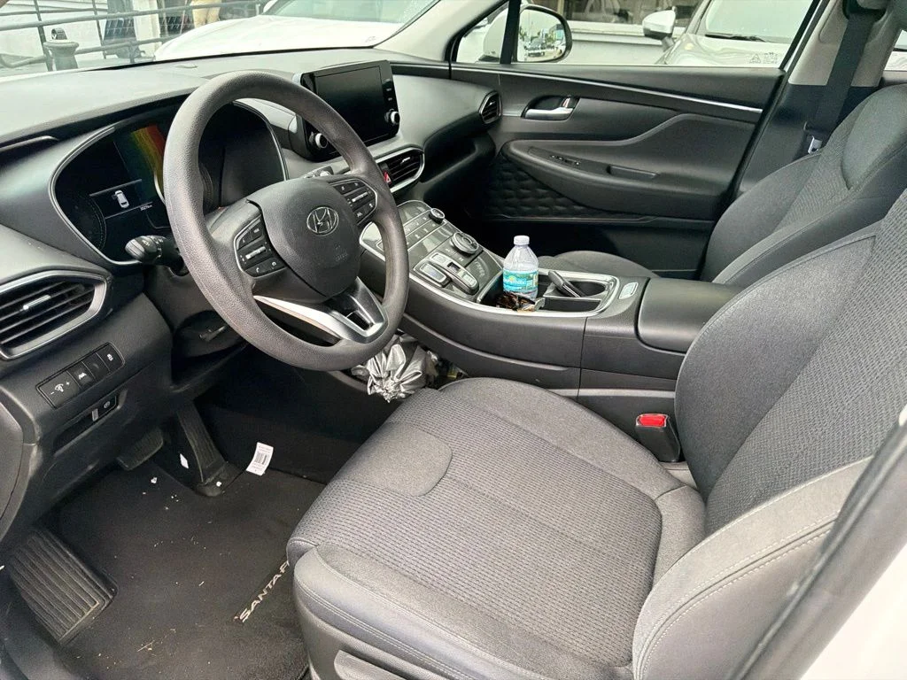 Used 2023 Serenity White Pearl Hyundai SE image 8