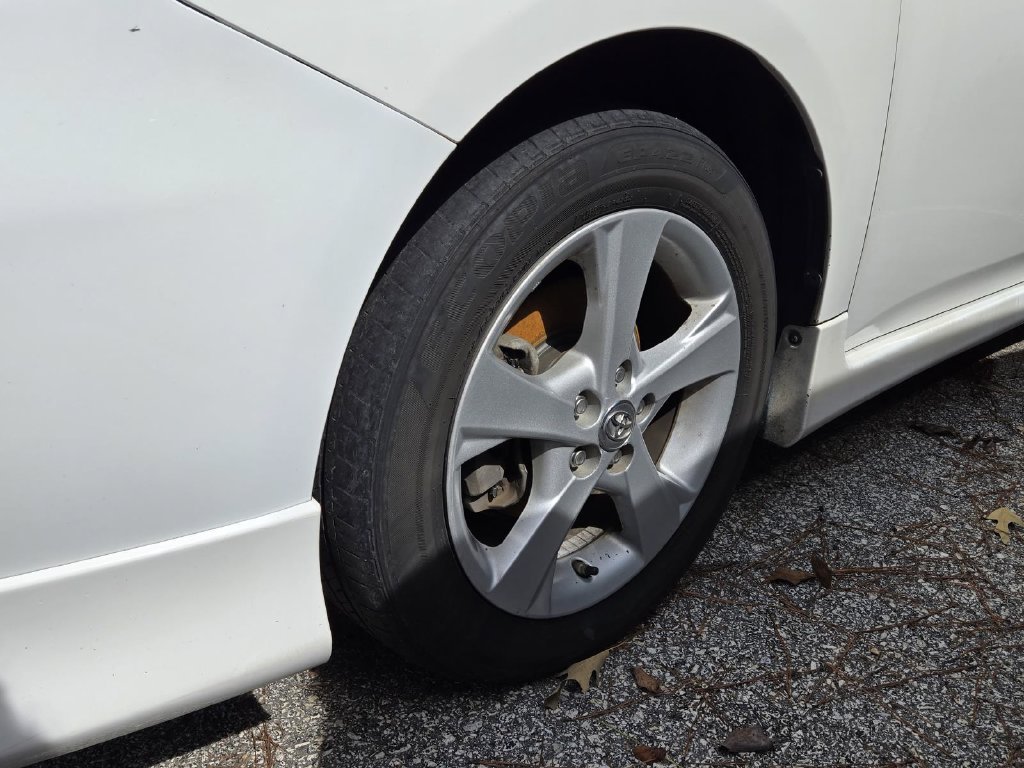 Used 2013 White Toyota S image 4