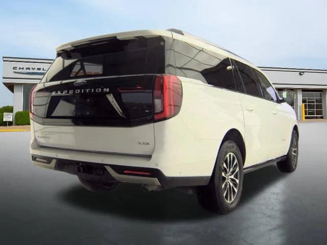 Used 2025 White Ford Platinum image 5