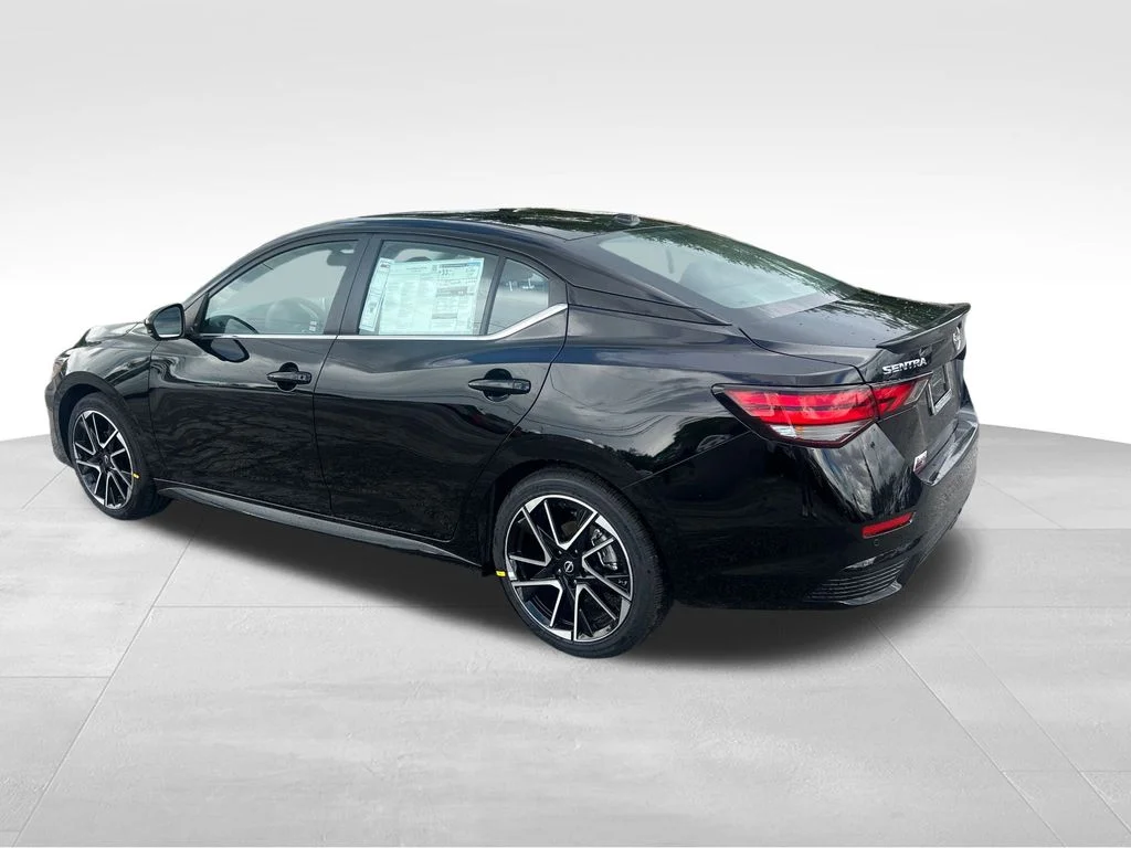 Used 2025 Black Nissan SR image 3