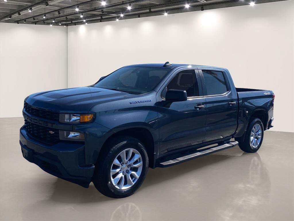 Used 2022 Shadow Gray Metallic Chevrolet Custom image 3