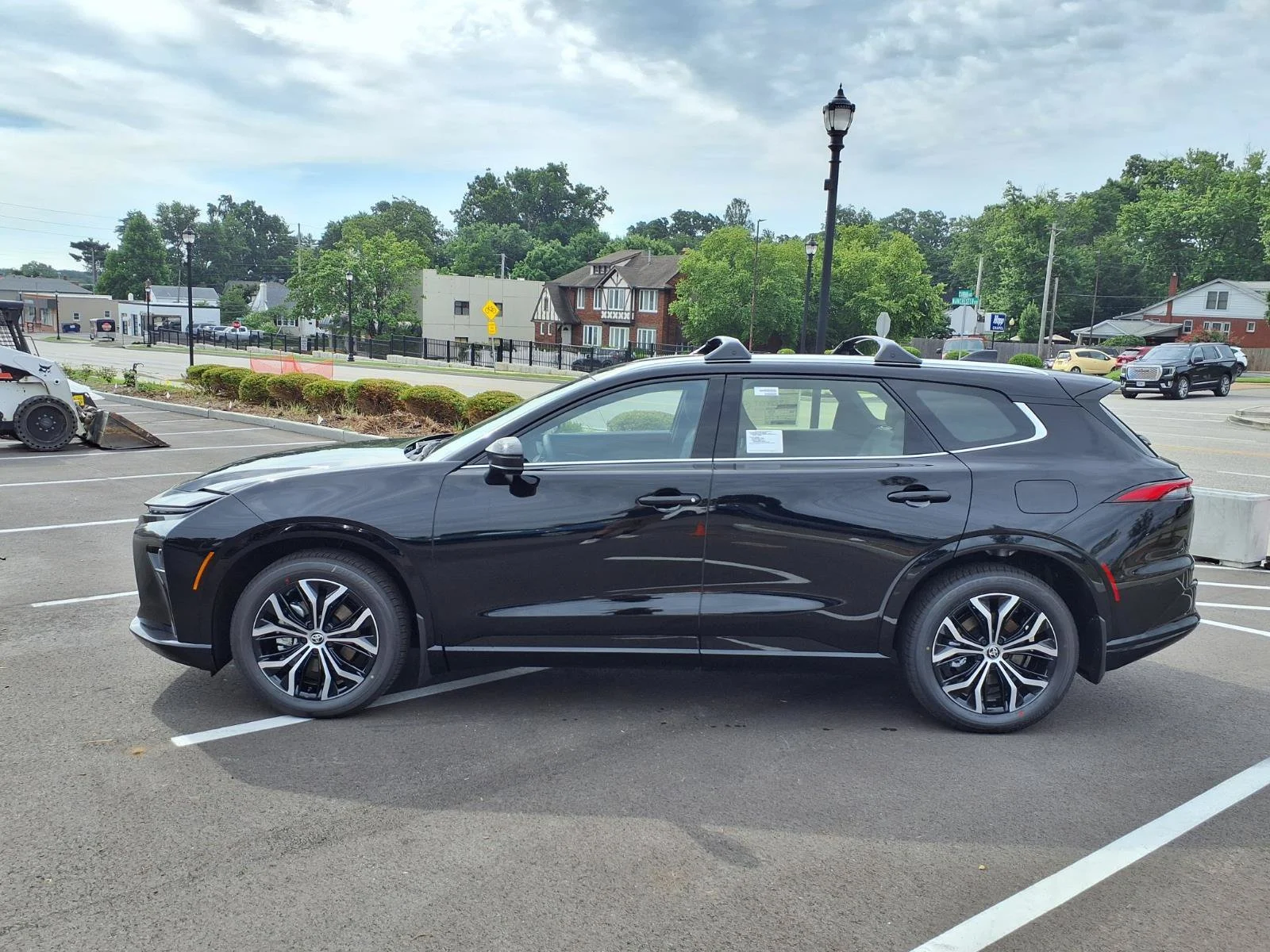 New 2026 Black Toyota  XLE image 23