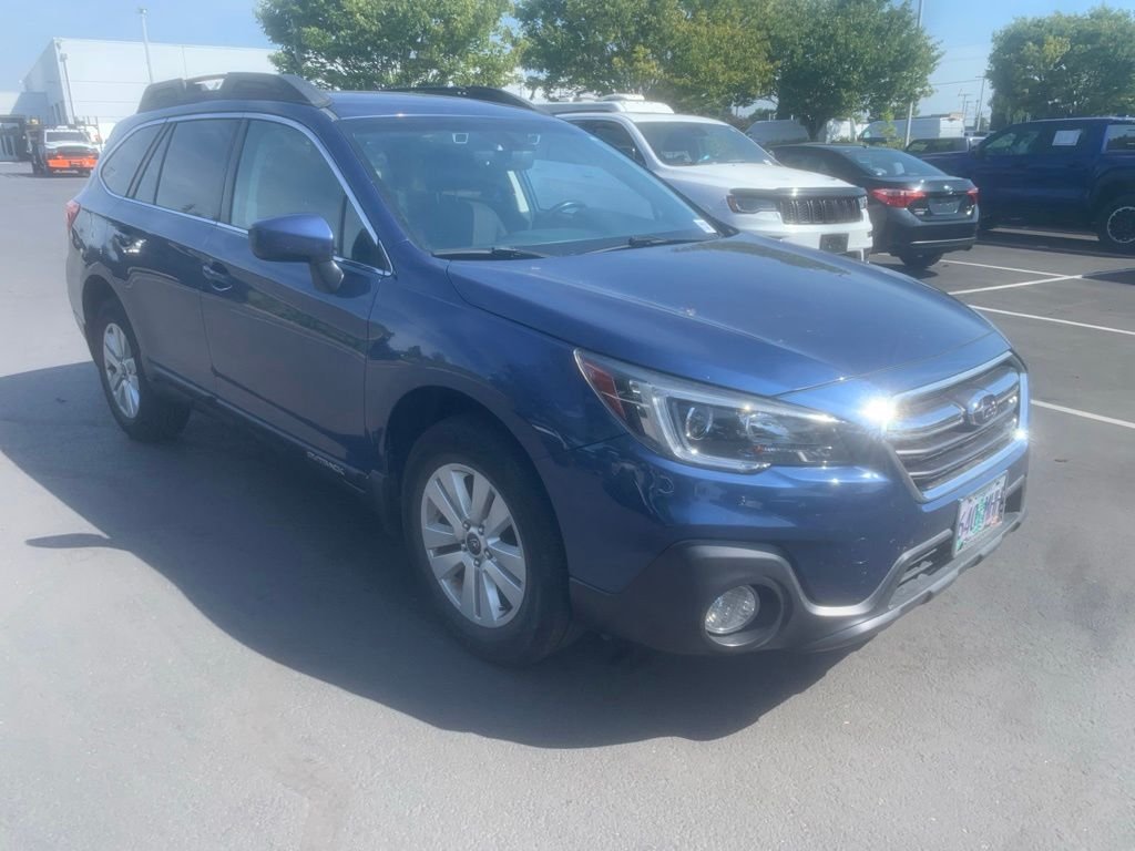 Used 2019 Abyss Blue Pearl Subaru 2.5i Premium image 5