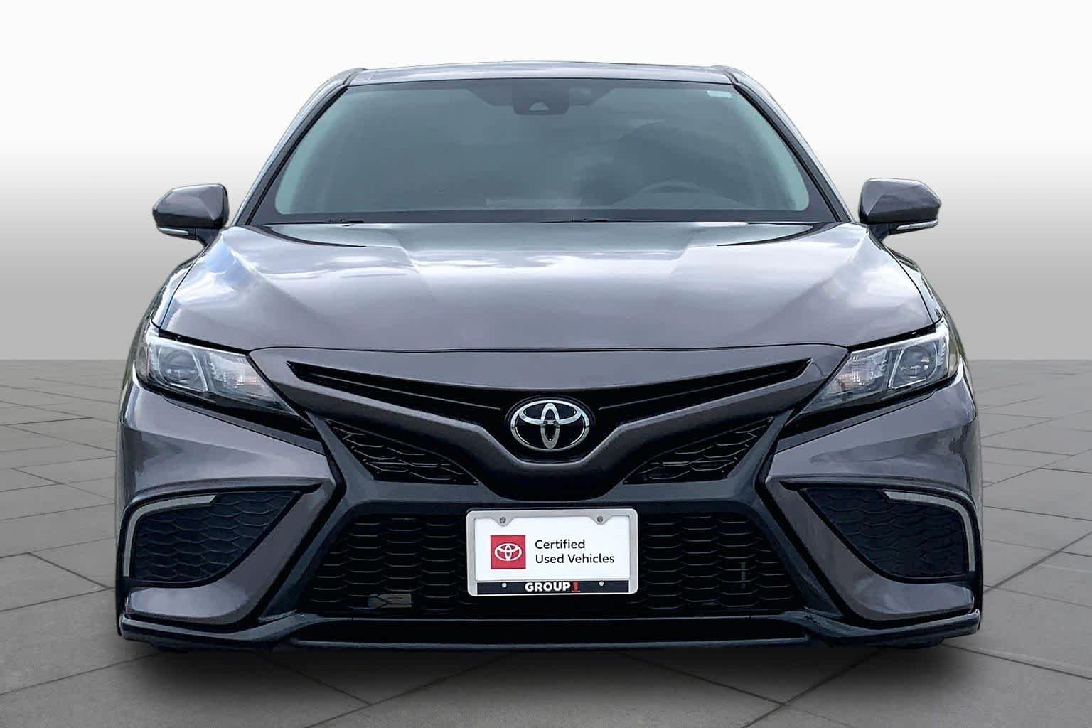 Used 2023 Predawn Gray Mica Toyota SE image 4