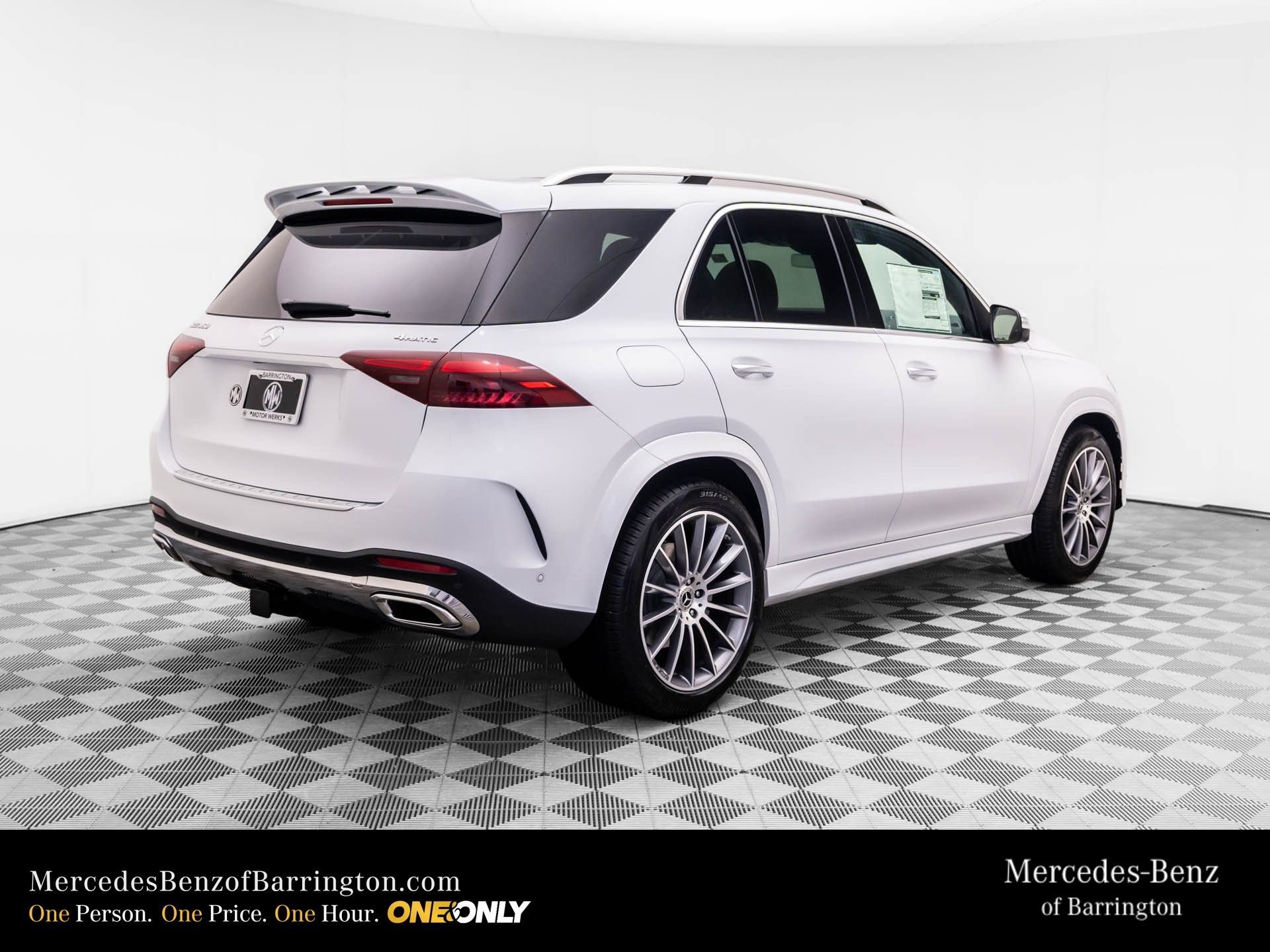 New 2026 MANUFAKTUR Moonlight White Metallic Mercedes-Benz GLE 350 image 49