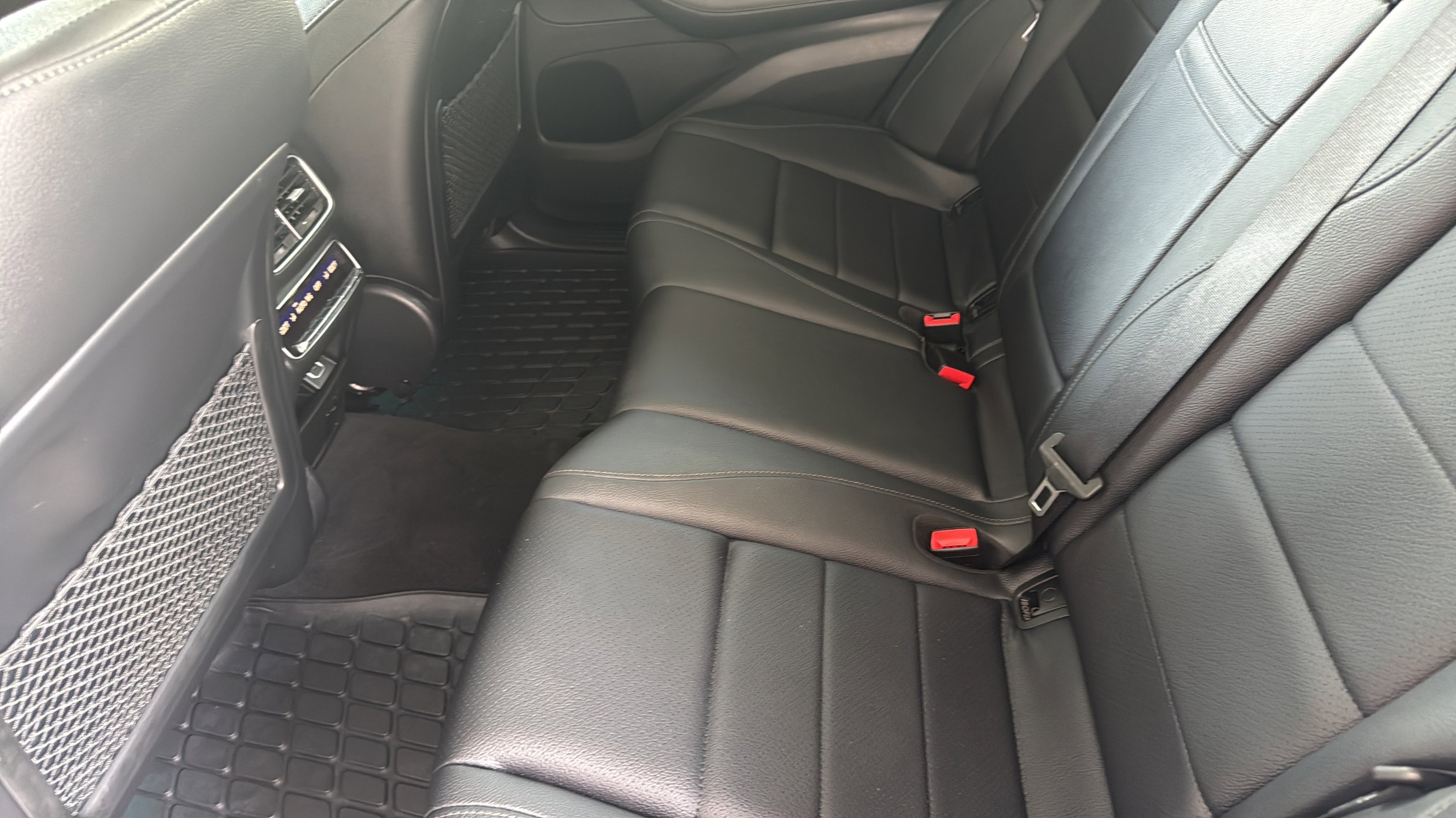 Certified Used 2022 Polar White Mercedes-Benz GLE 350 image 25
