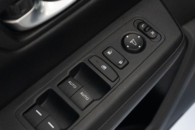 Used 2024 White Honda EX image 3