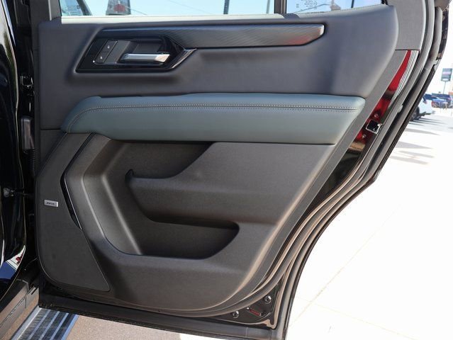 2026 GMC Yukon AT4 - Photo 15