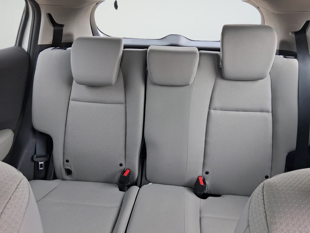 Used 2022 White Honda LX image 28