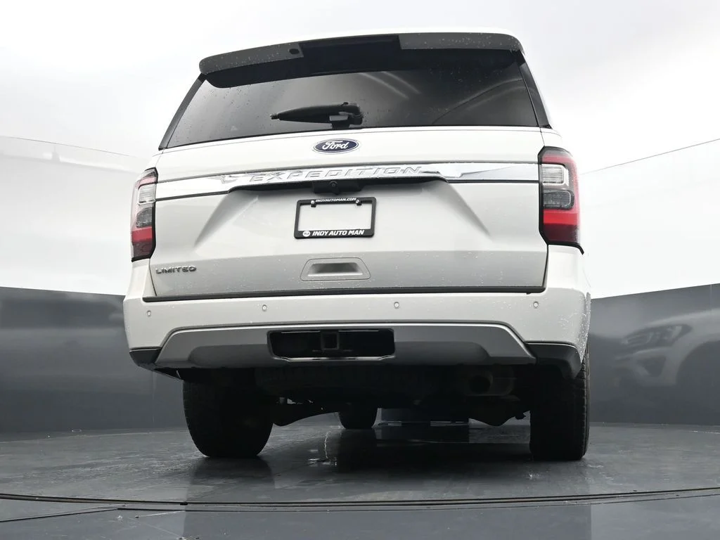 Used 2021 White Ford Limited image 33