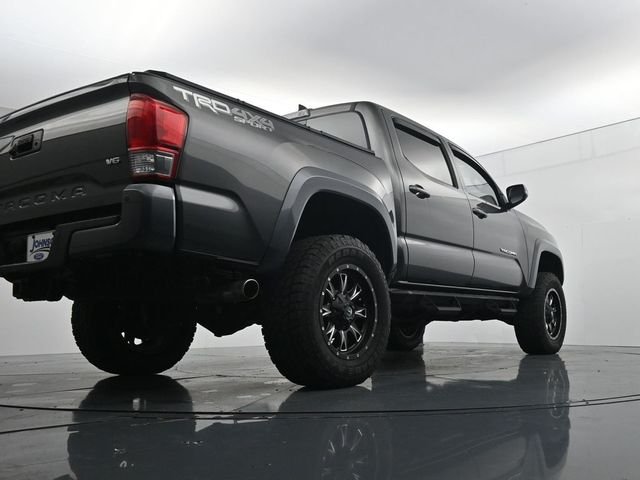 Used 2017  Toyota TRD Sport image 32