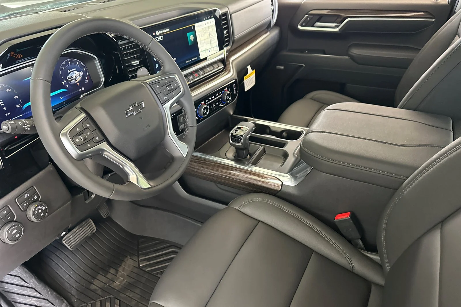New 2026 Summit White Chevrolet LT Trail Boss image 10