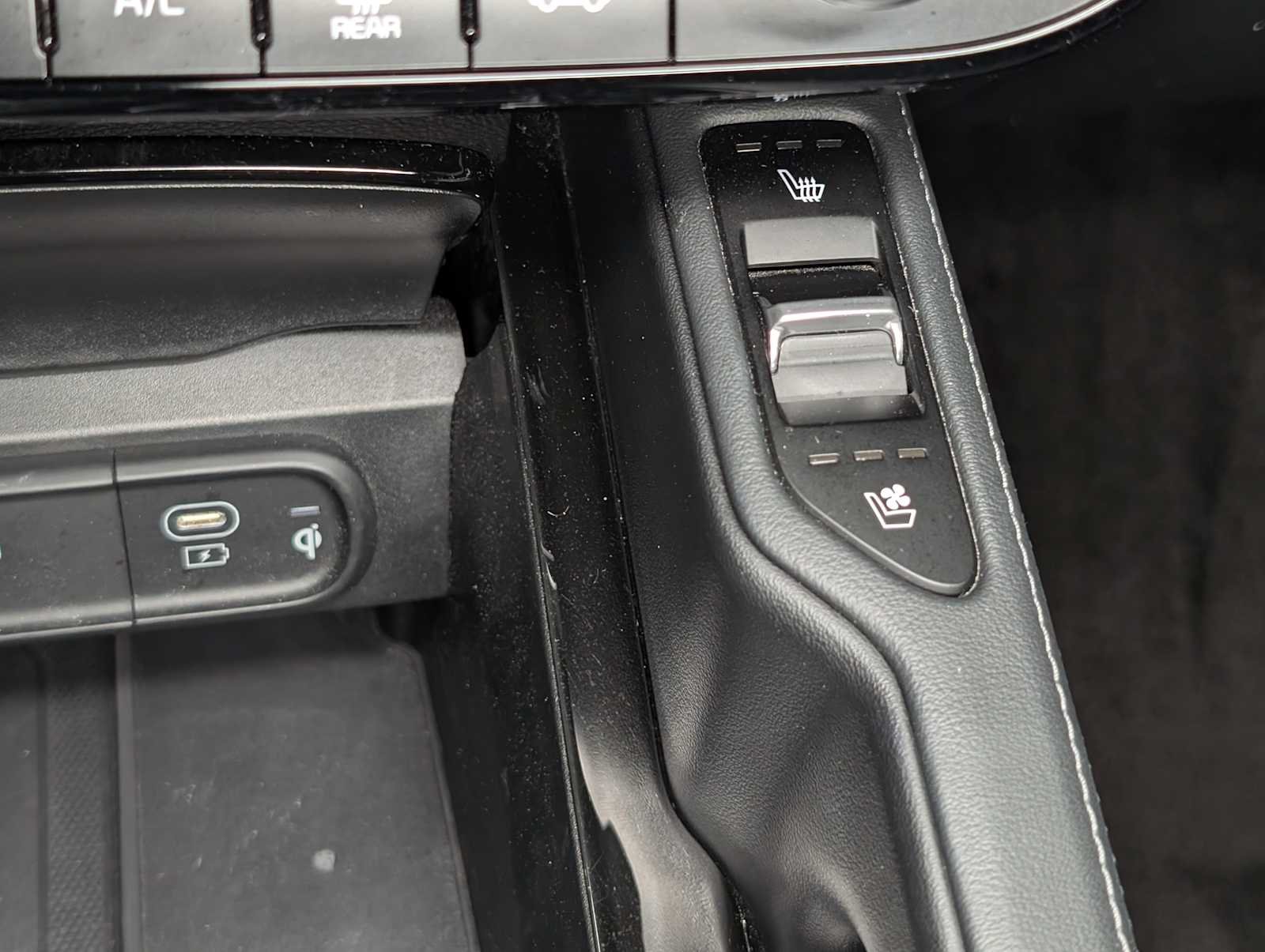 Used 2023 Everlasting Silver Kia EX X-Line image 34
