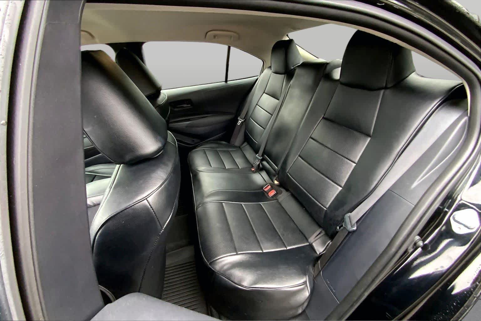 Used 2025 Midnight Black Metallic Toyota LE image 20