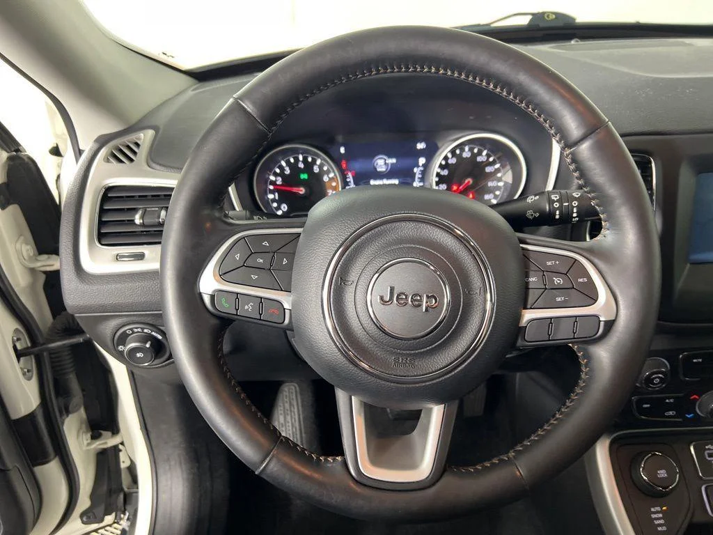 Used 2019 White Clearcoat Jeep Latitude image 15