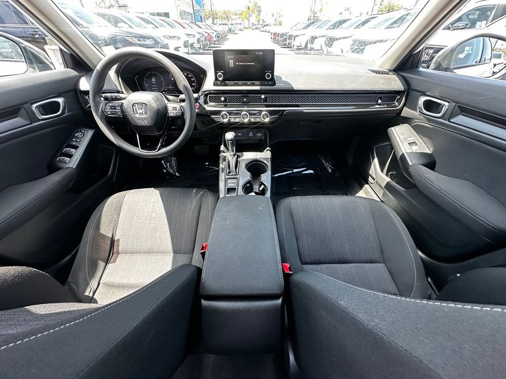 Used 2024  Honda LX image 16