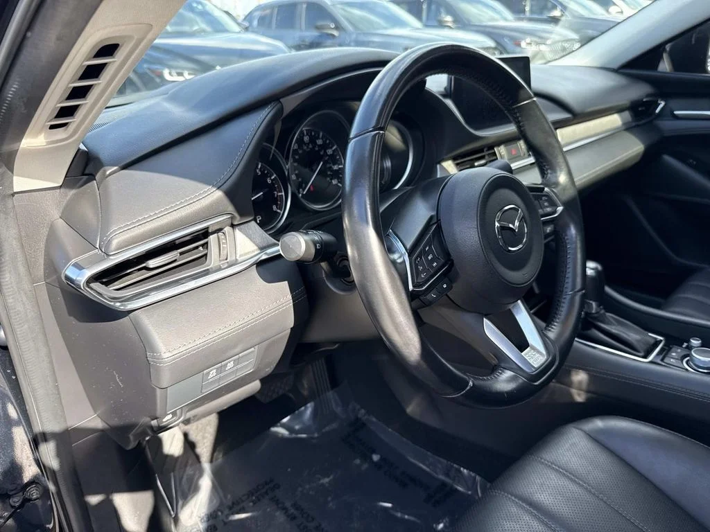 Used 2021 Blue Mazda Touring image 23