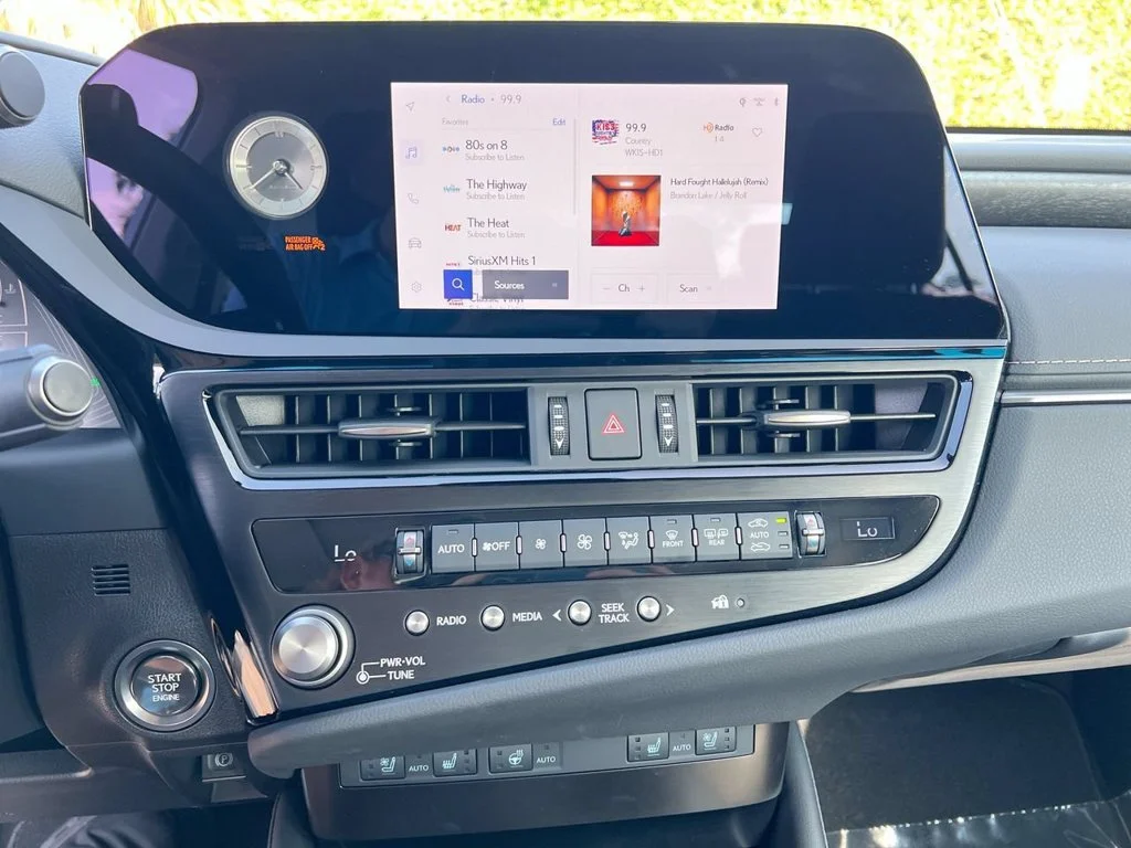 Certified Used 2025 IRIDIUM Lexus 350 image 17